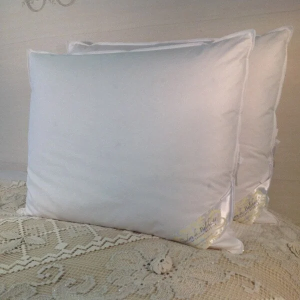 Pandora De Balthazar Hungarian Goose Down and Feather Egyptian Cotton Queen Size Pillow