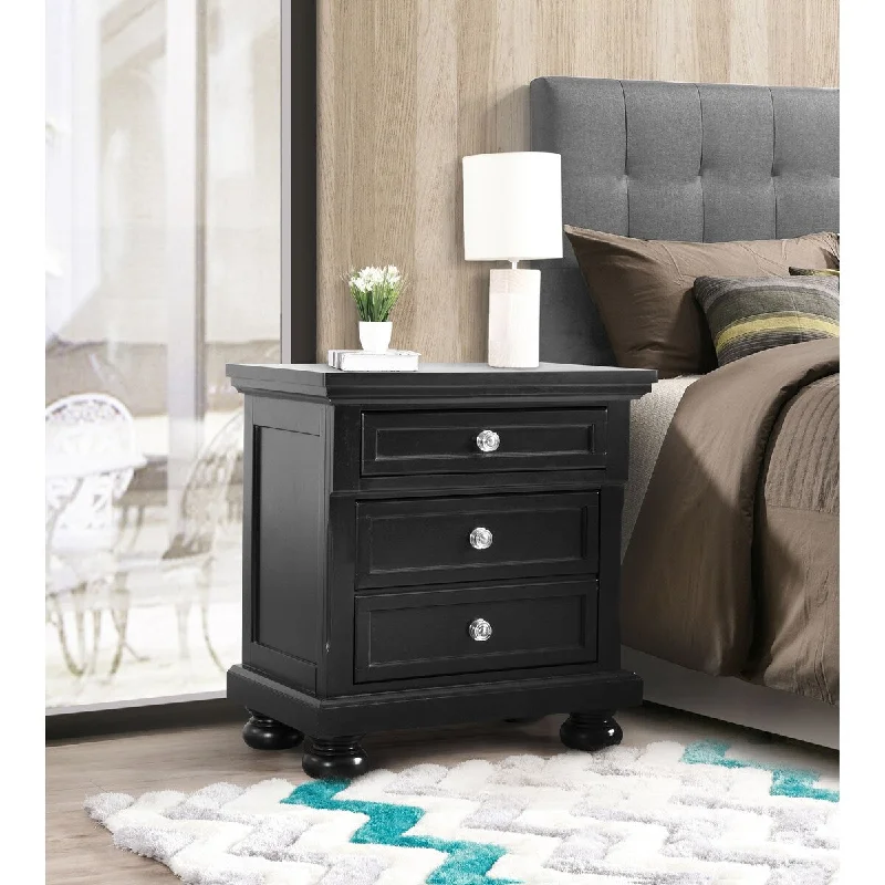 Scarborough 3-drawer Nightstand