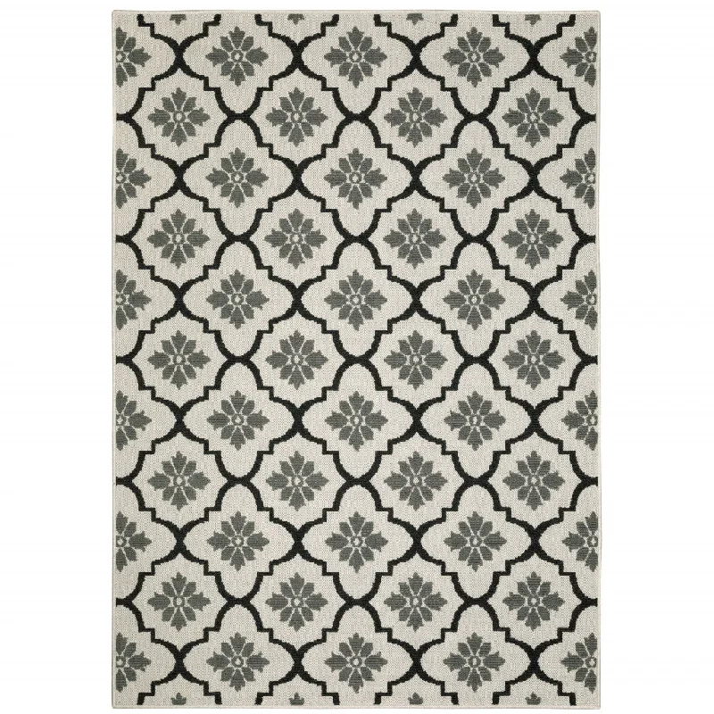 10' X 13' Geometric Stain Resistant Outdoor / Indoor Area Rug - Beige / Black