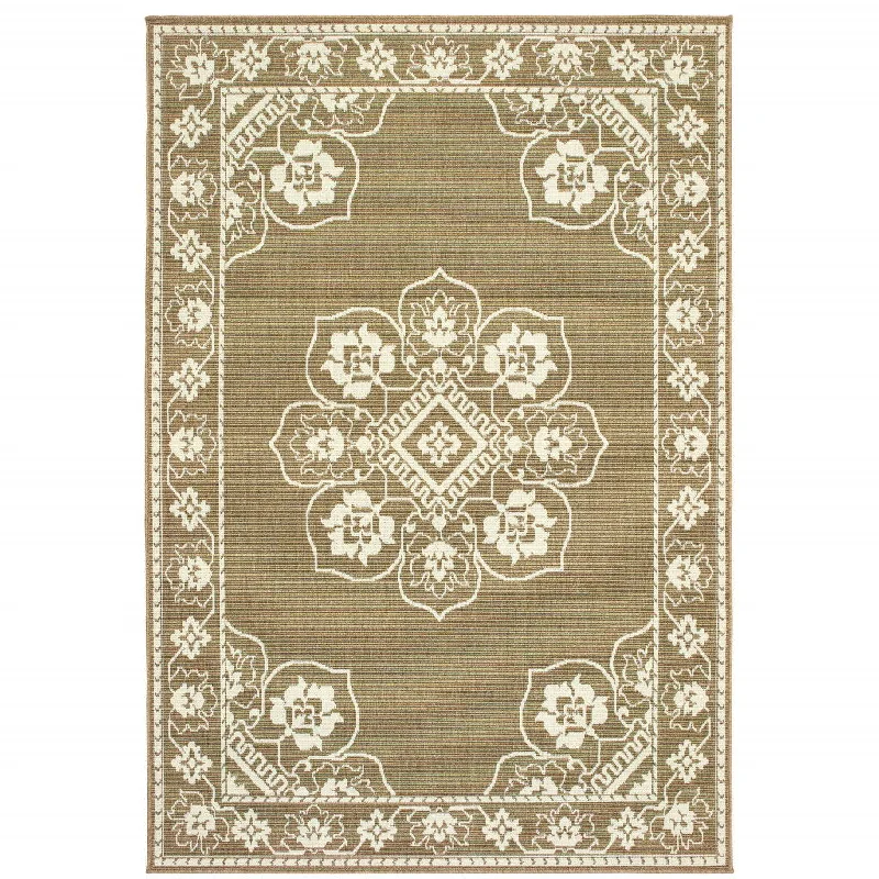 4' X 6' Oriental Stain Resistant Outdoor / Indoor Area Rug - Tan