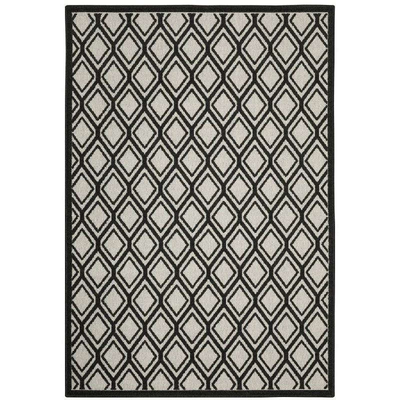 5' X 7' Geometric Stain Resistant Indoor / Outdoor Area Rug - Beige / Black