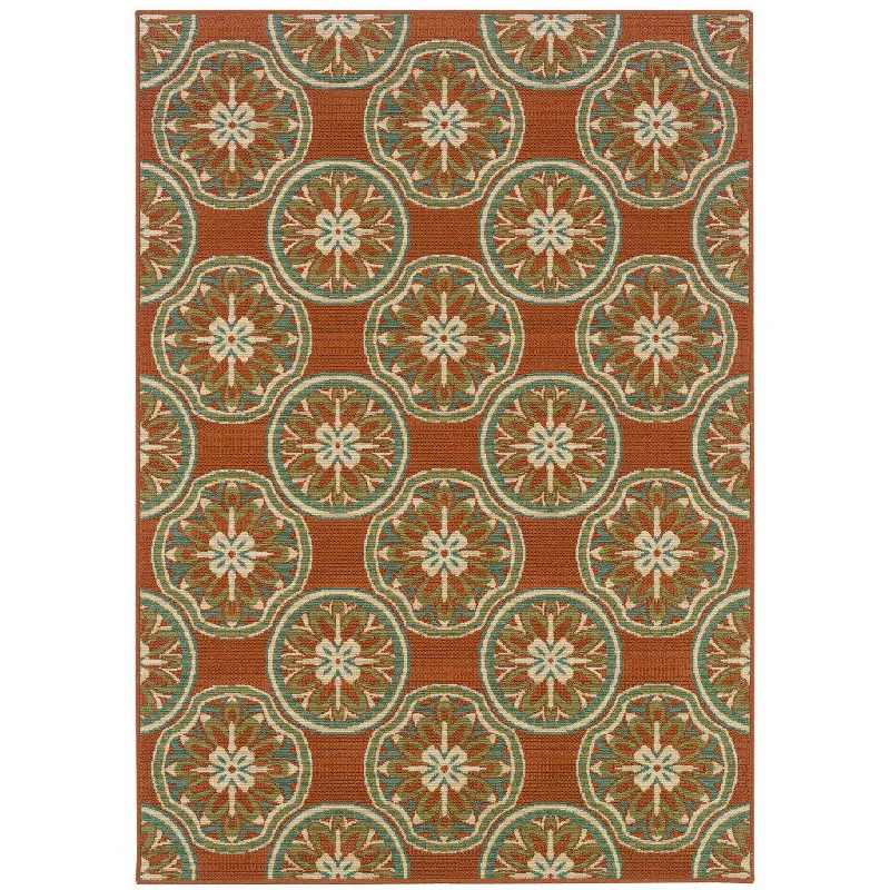 7' X 10' Floral Stain Resistant Indoor & Outdoor Area Rug - Brown / Ivory