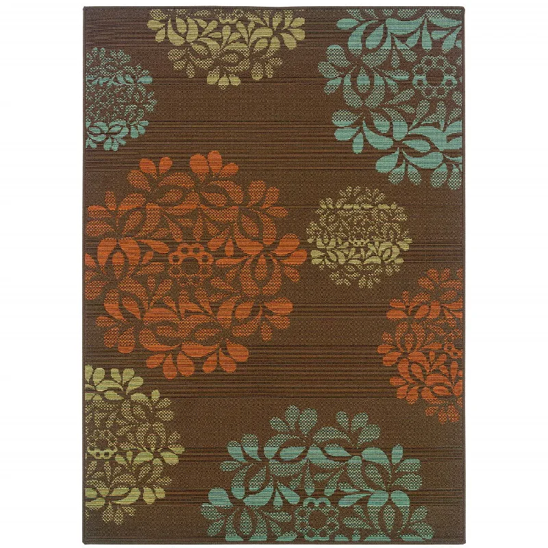 7' X 10' Floral Stain Resistant Indoor / Outdoor Area Rug - Brown