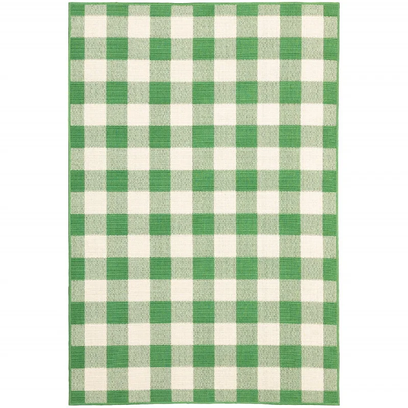 9' X 13' Geometric Stain Resistant Indoor / Outdoor Area Rug - Green / Ivory